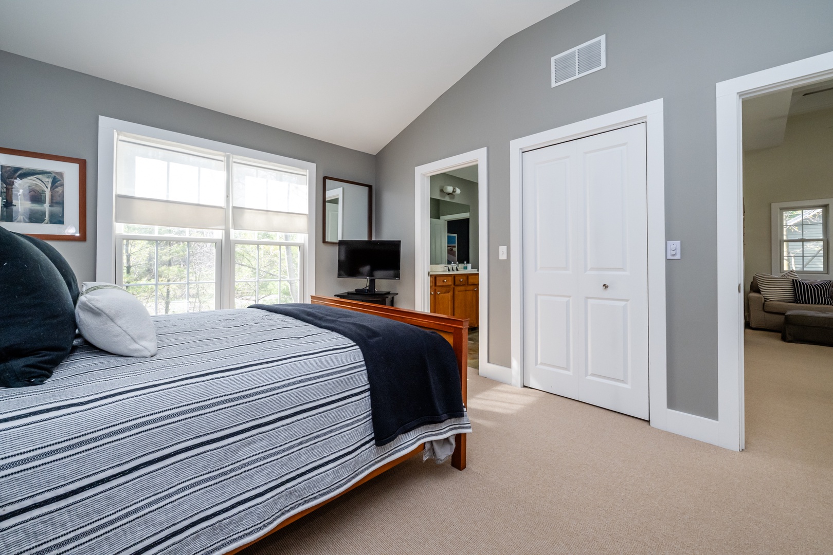 Bedroom #2 (Alt Angle)
