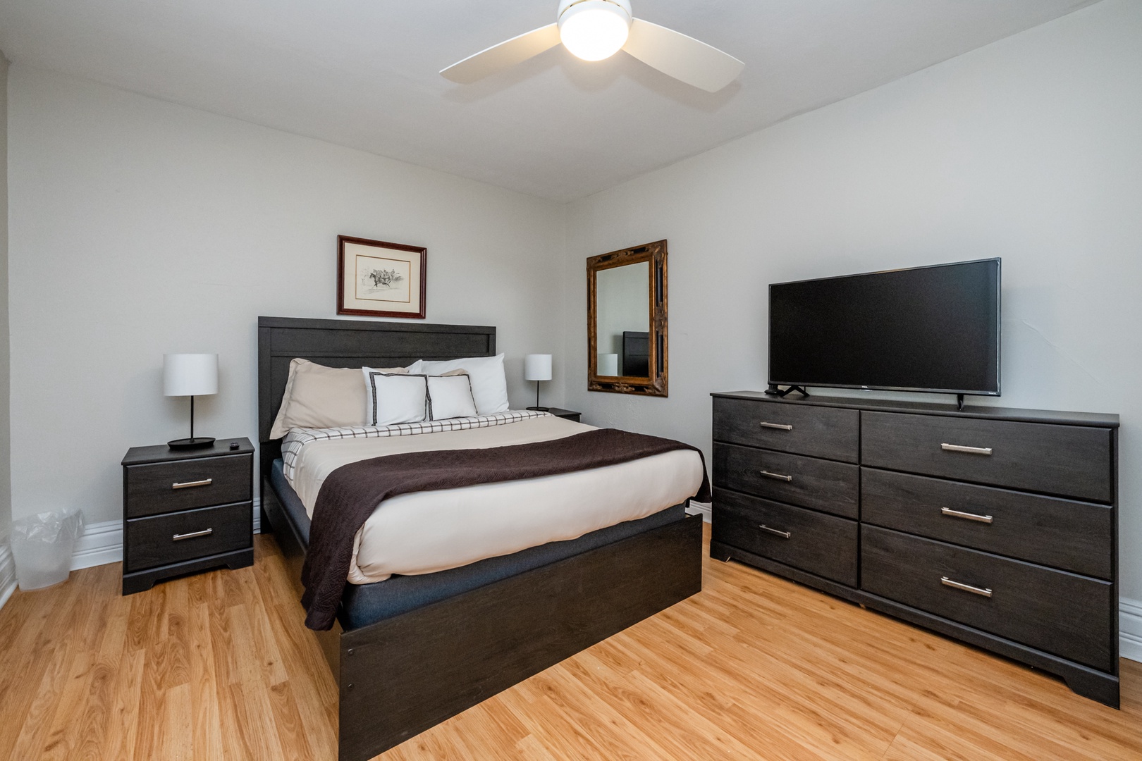 Bedroom #2 (Queen)