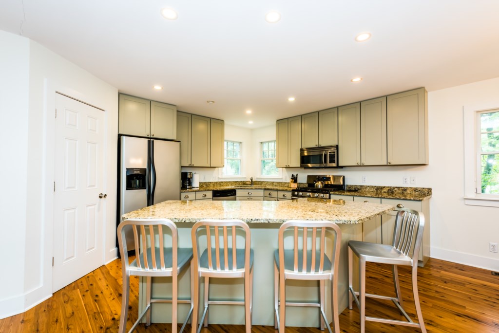 Fully Stocked Kitchen