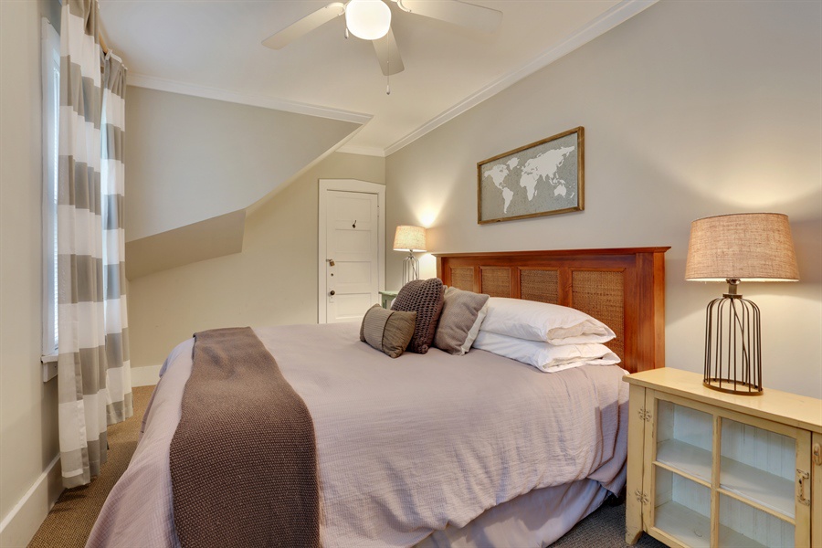 King Bedroom 2