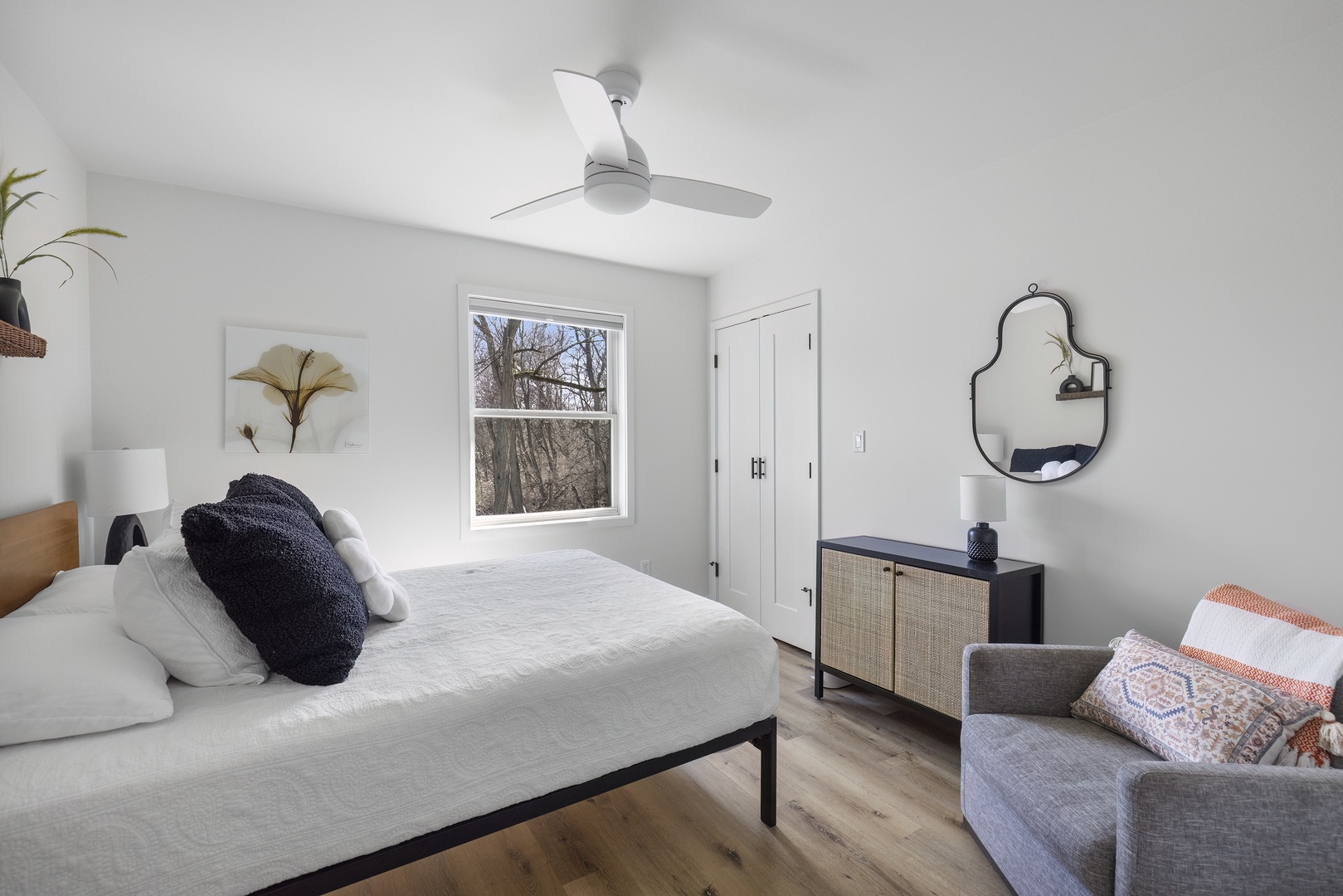 Bedroom #1 (Alt Angle)