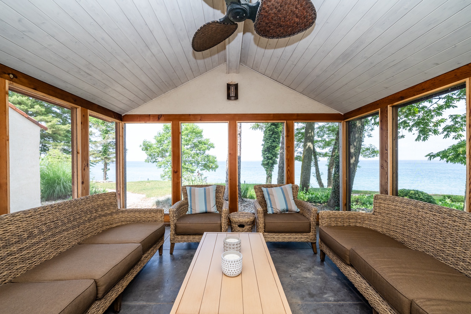 Lake Views In Your Screened In Porch