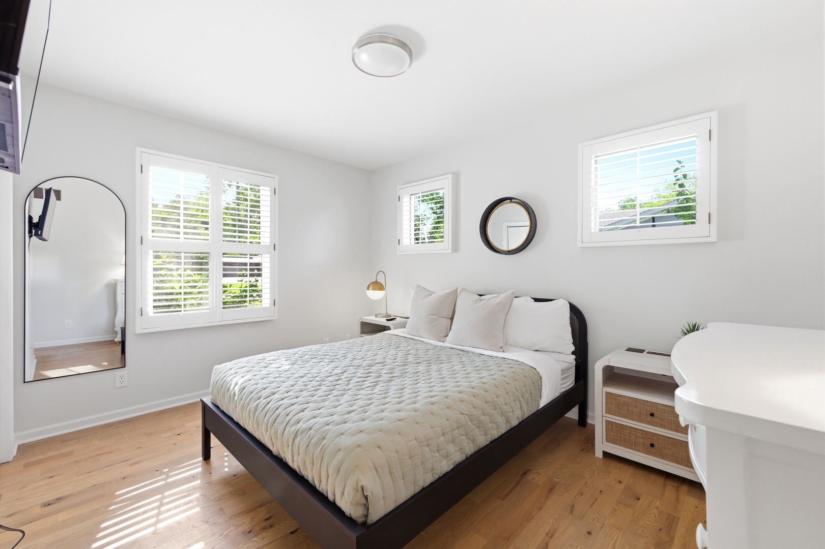 Bedroom #2 (Queen)