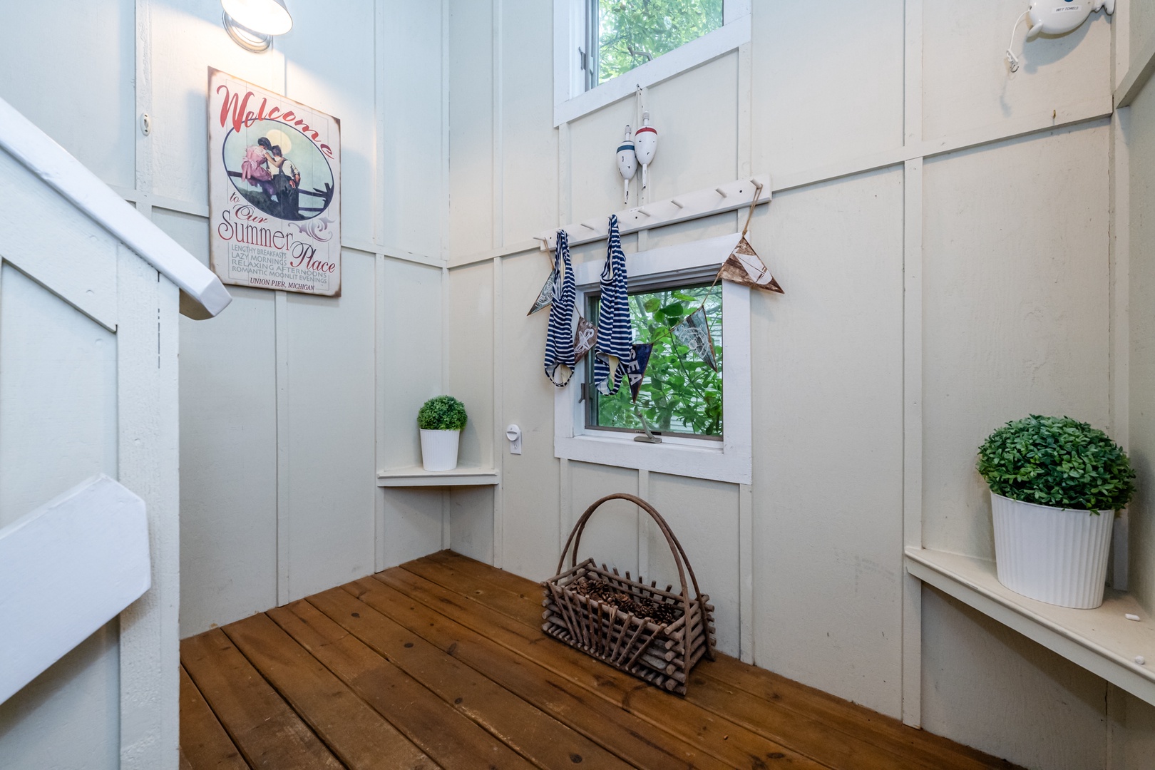 Tidy Suits, Calm Vibes: Kid-Friendly, Not Chaotic