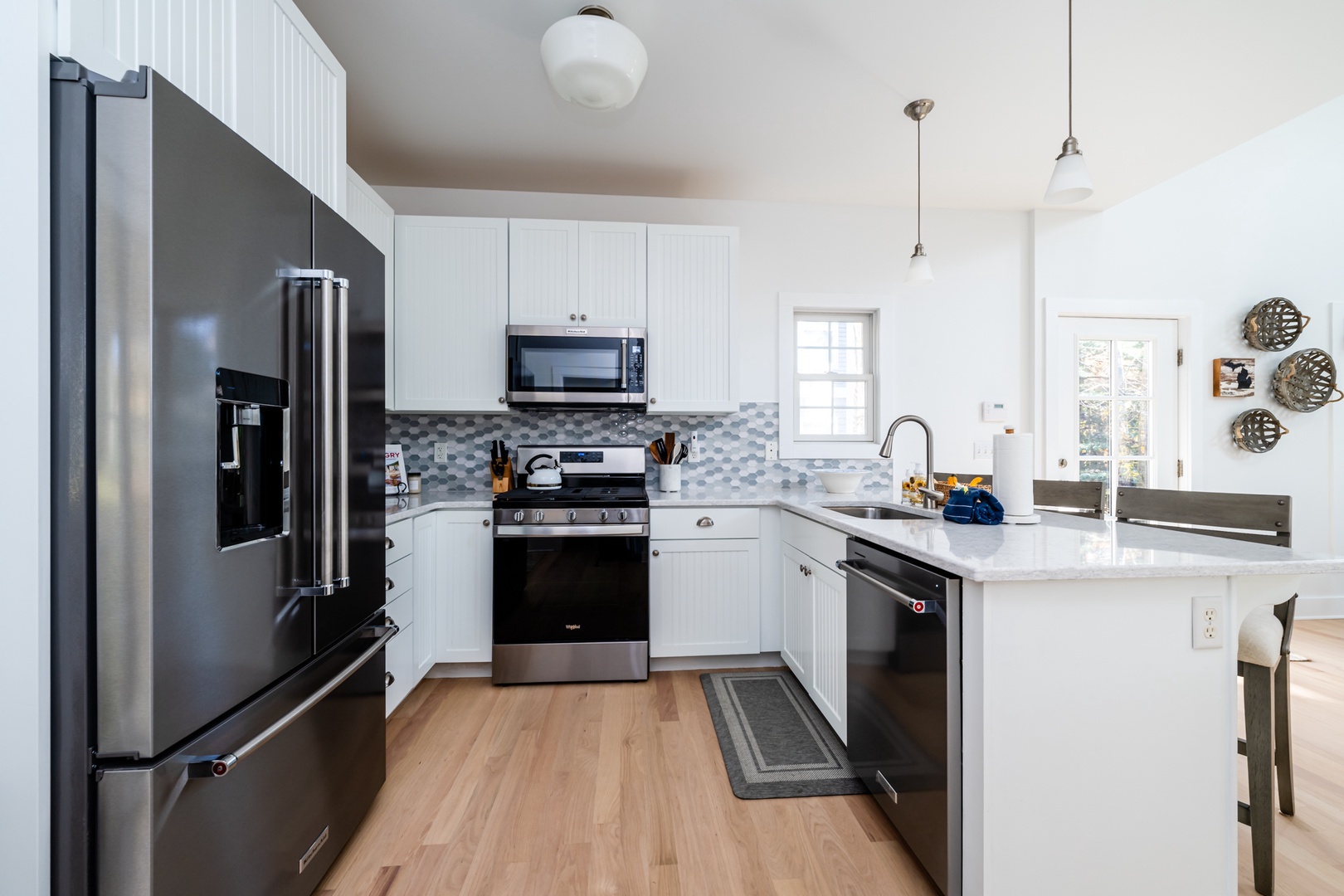 Fully Stocked Kitchen