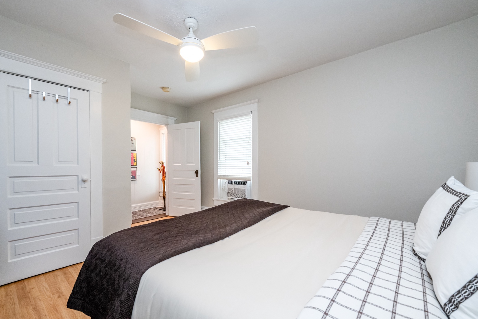 Bedroom #2 (Alt Angle)