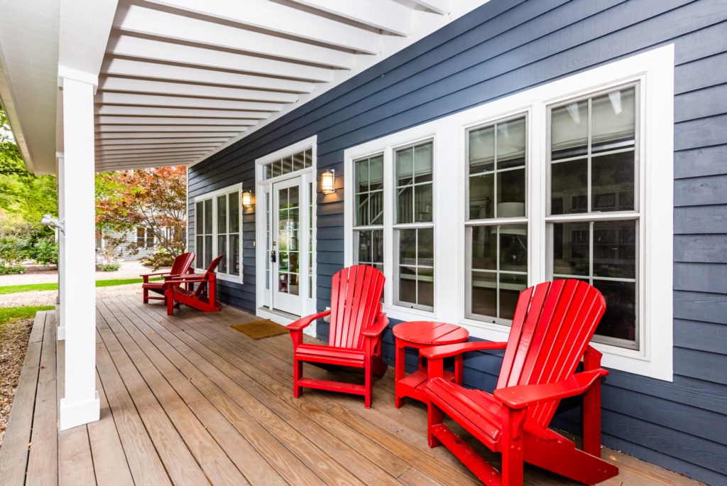 Outdoor Porch