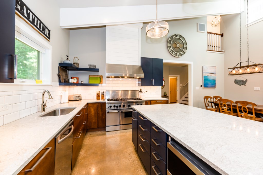 Fully Stocked Kitchen