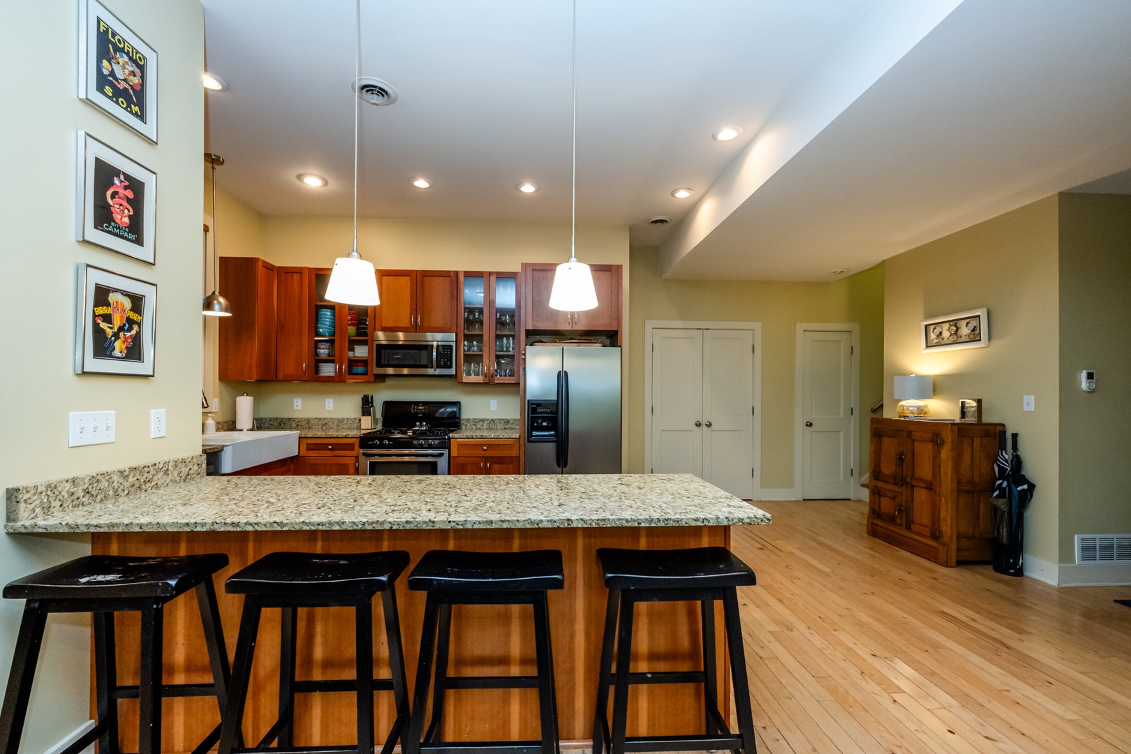 Island Seating For Four