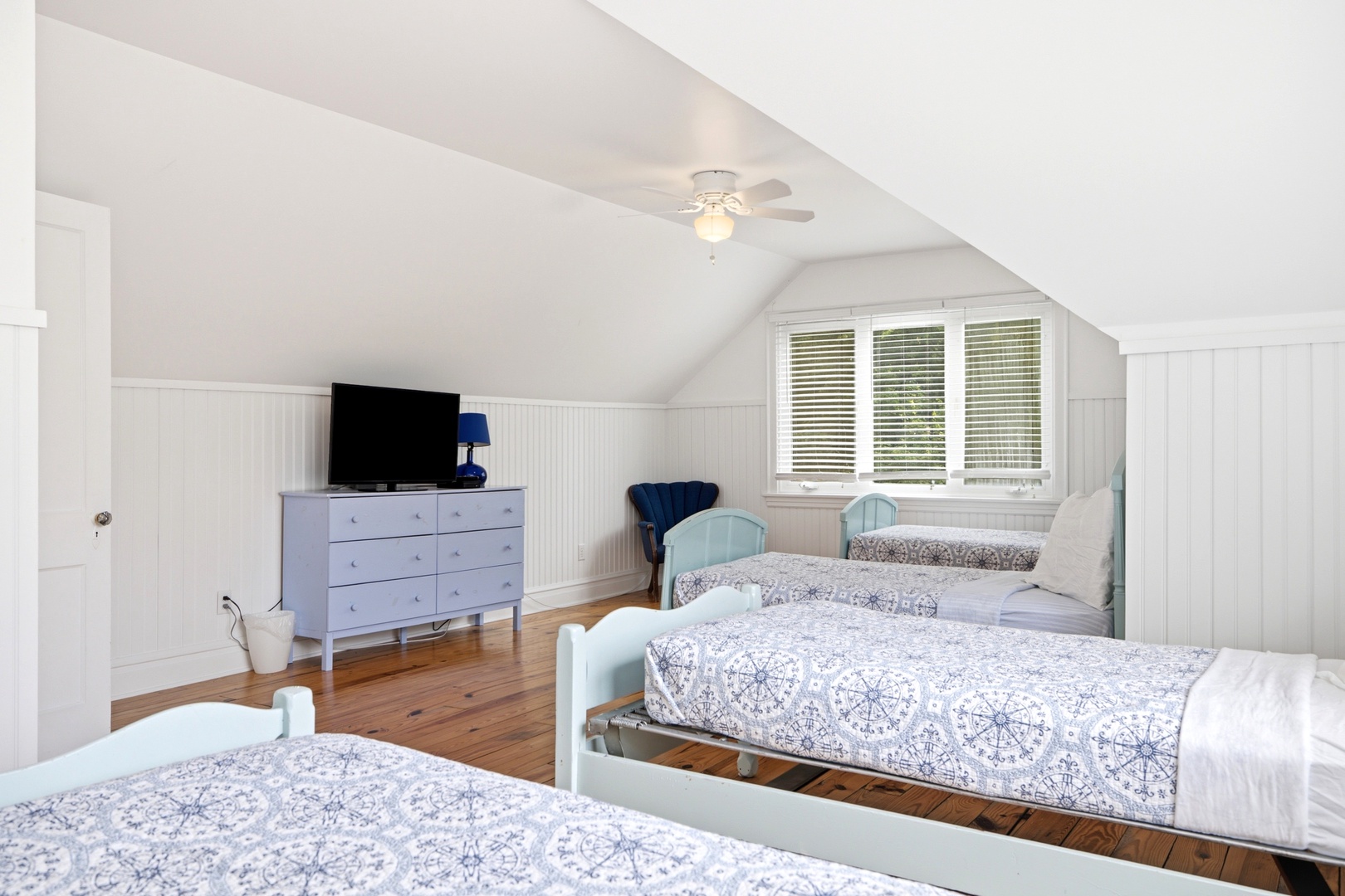 Bedroom #5 (Alt Angle)