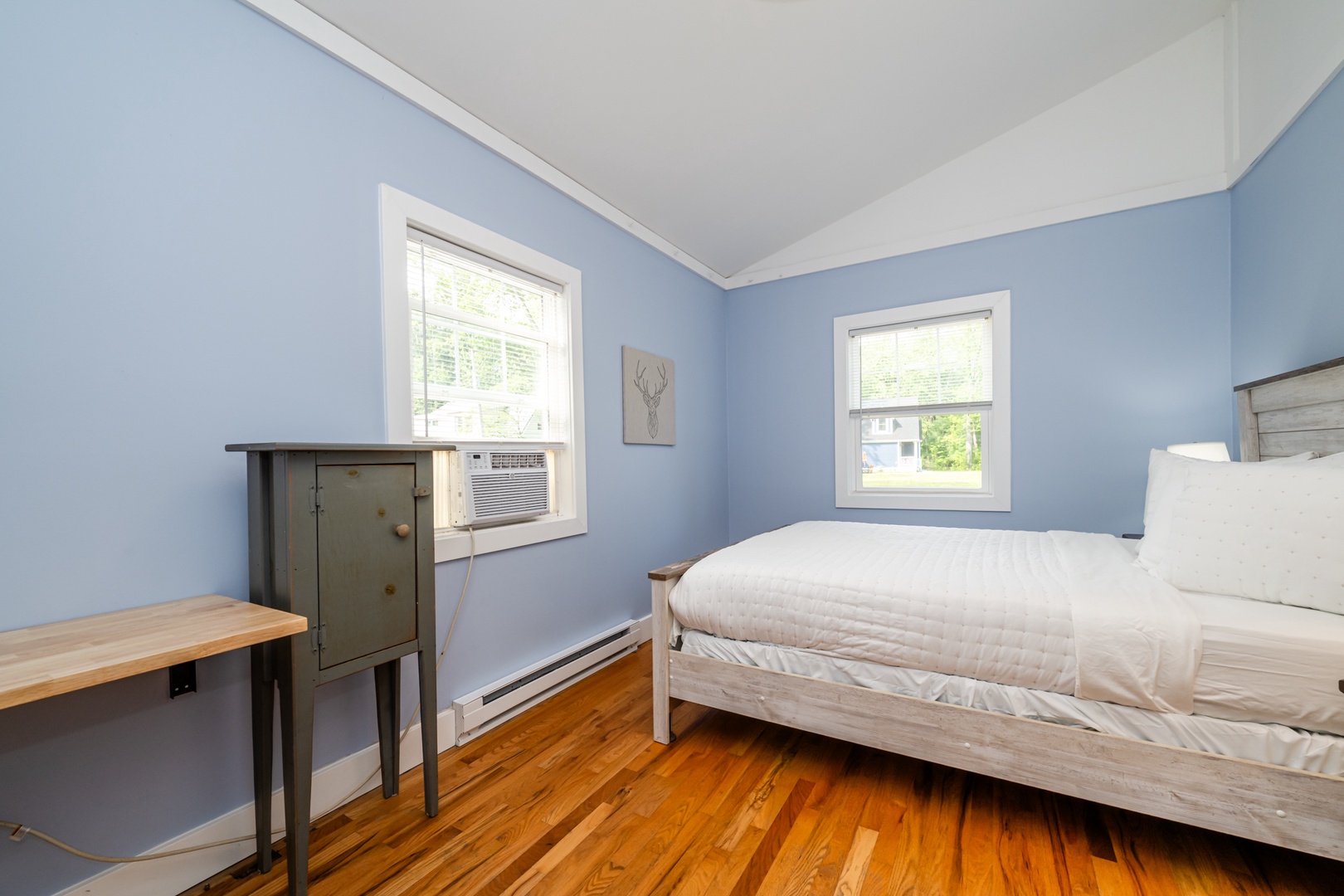 Bedroom #2 (Alt Angle)