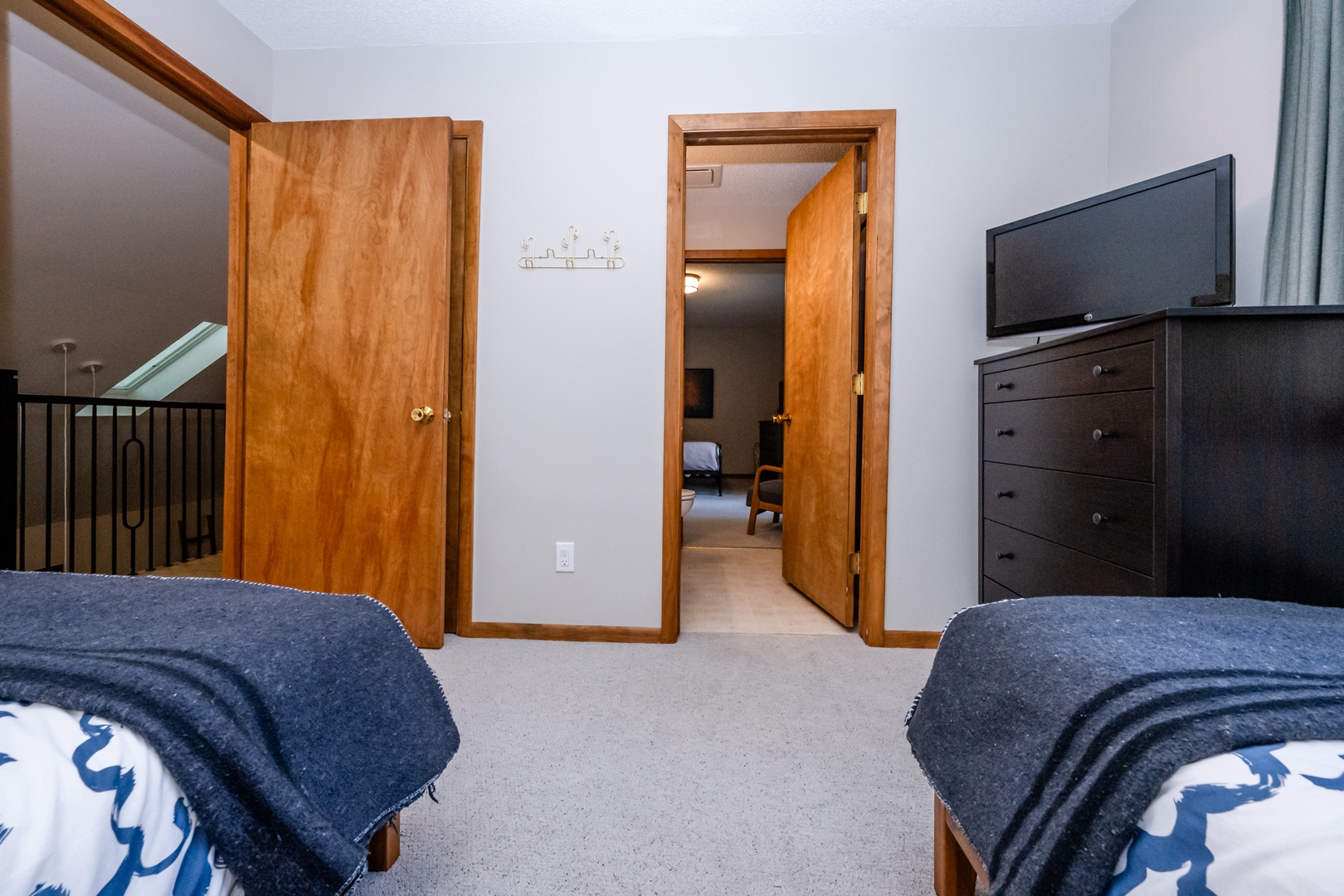 Bedroom #3 (Alt Angle)