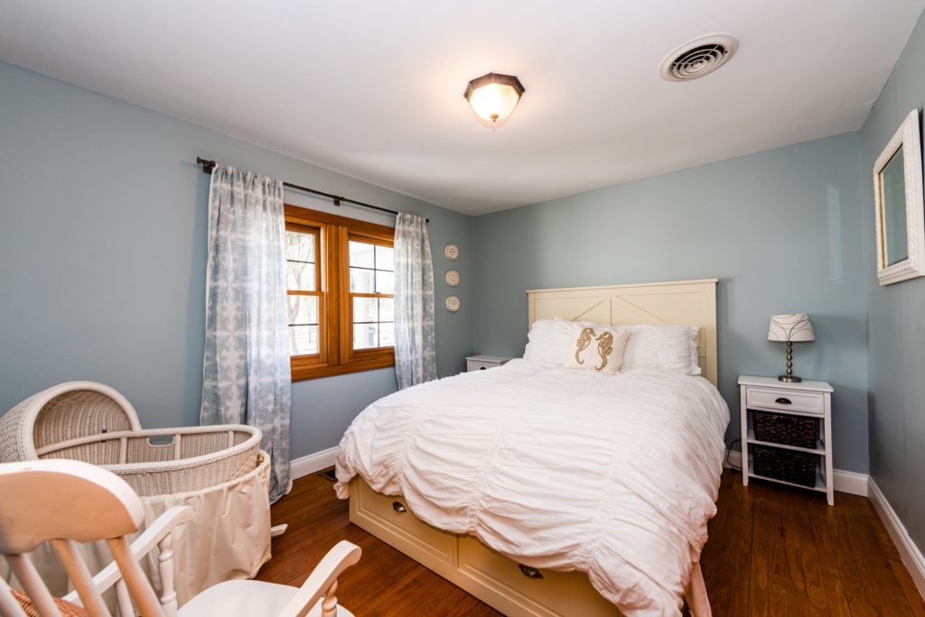 Bedroom #3 (Queen Bed)