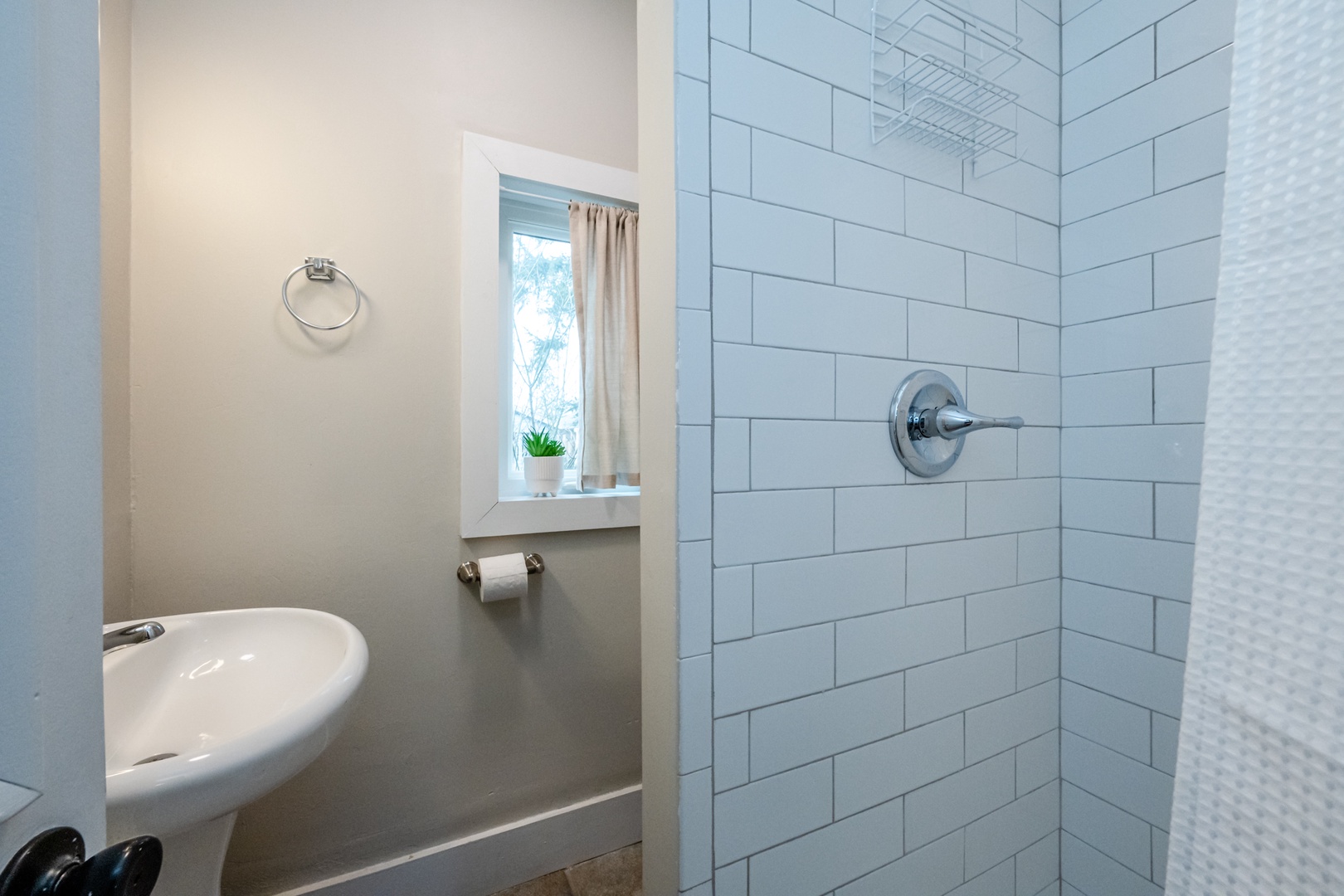 Full Bathroom (Shower Only)