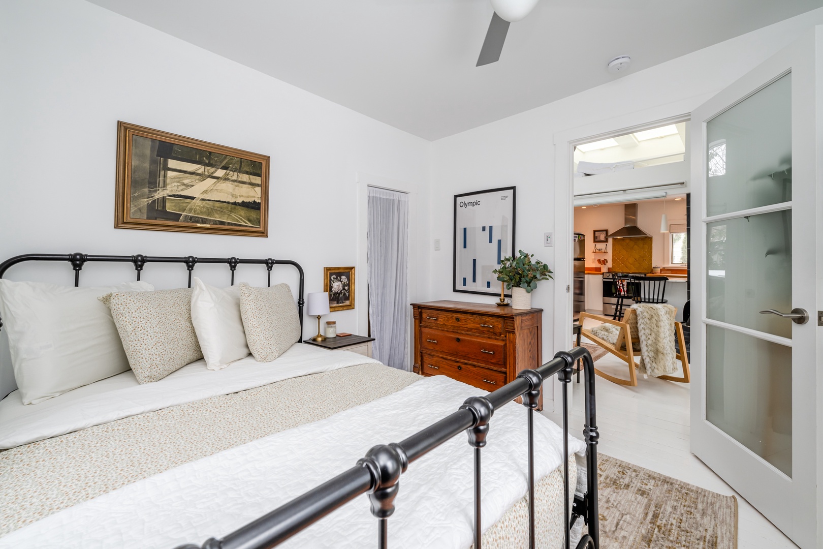 Bedroom #1 (Full)