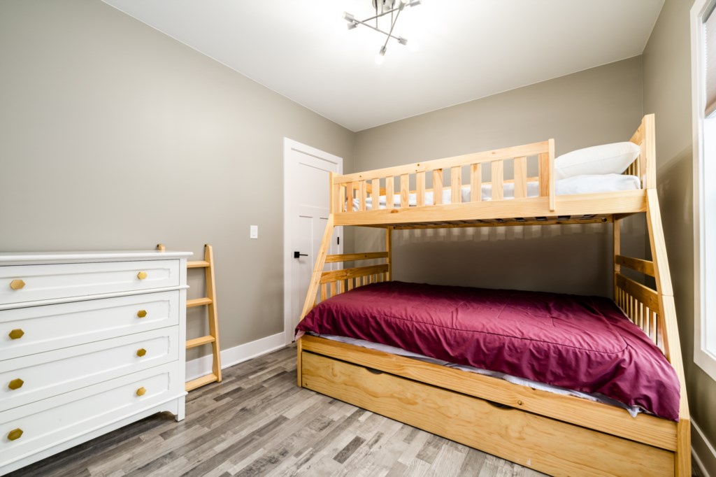 Bedroom #2 (Alt Angle)