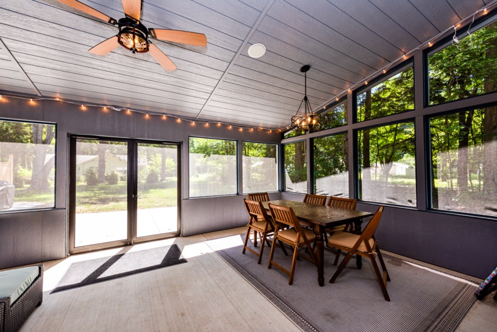 Screened In Porch