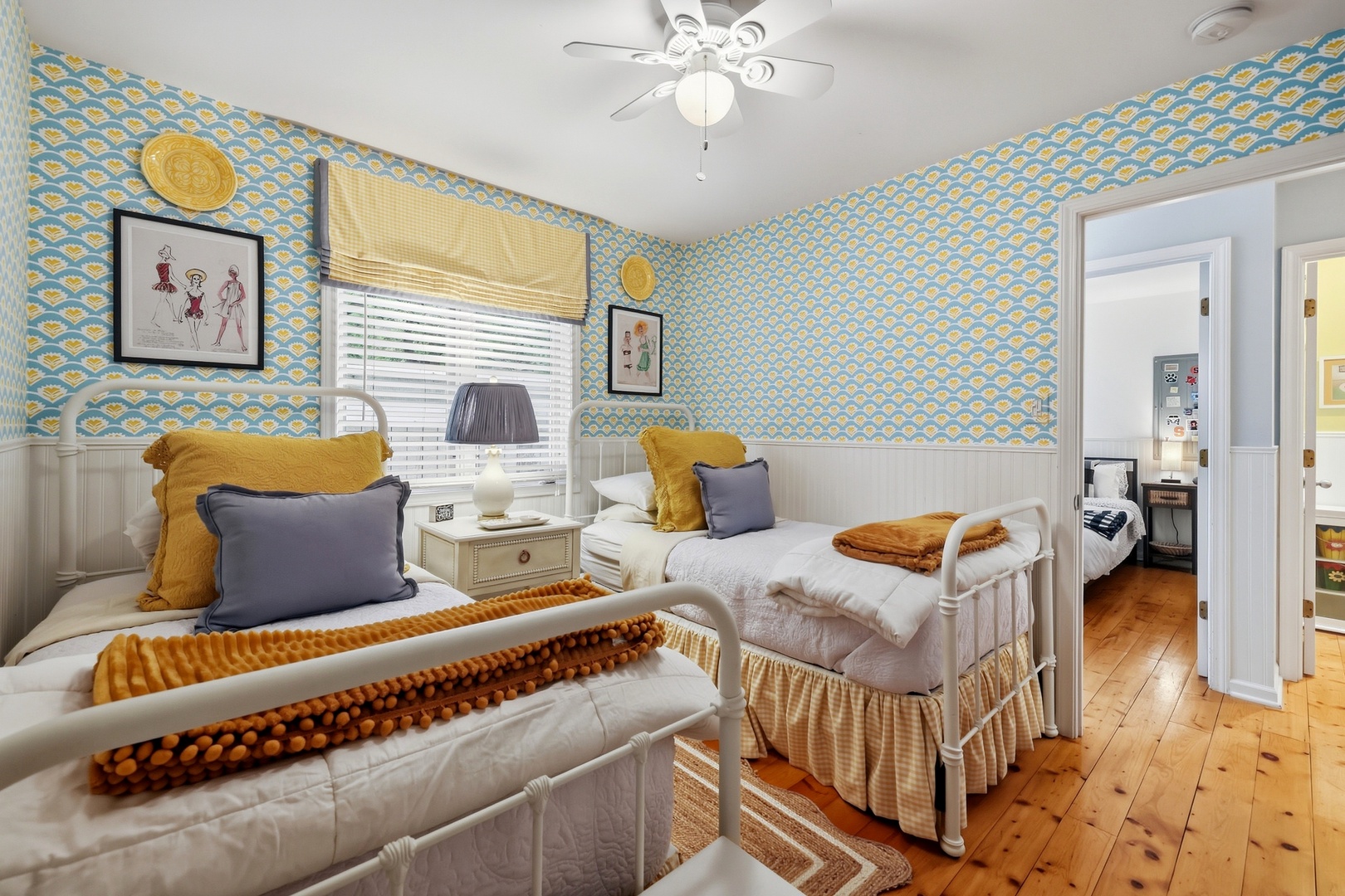Bedroom #3 (Two Twins)