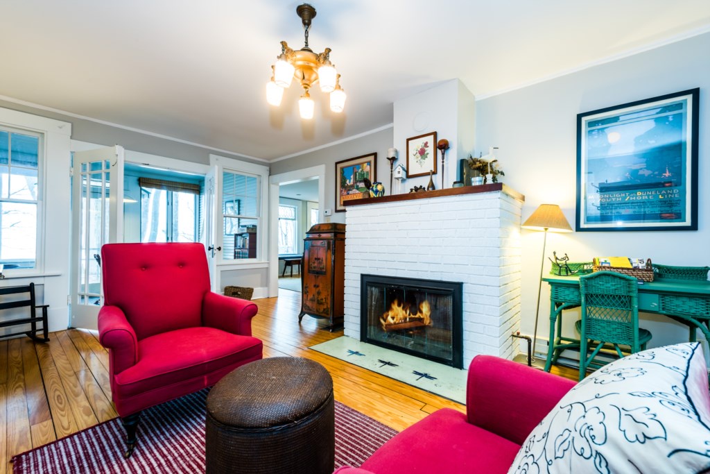 Fireplace is not available