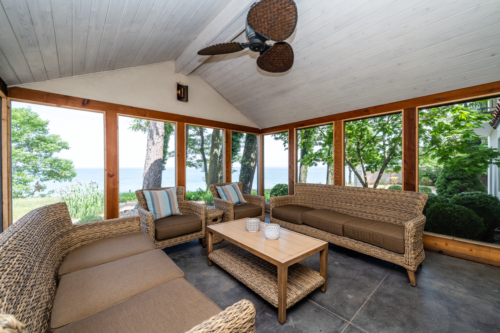 Morning Coffee With Lake Views!