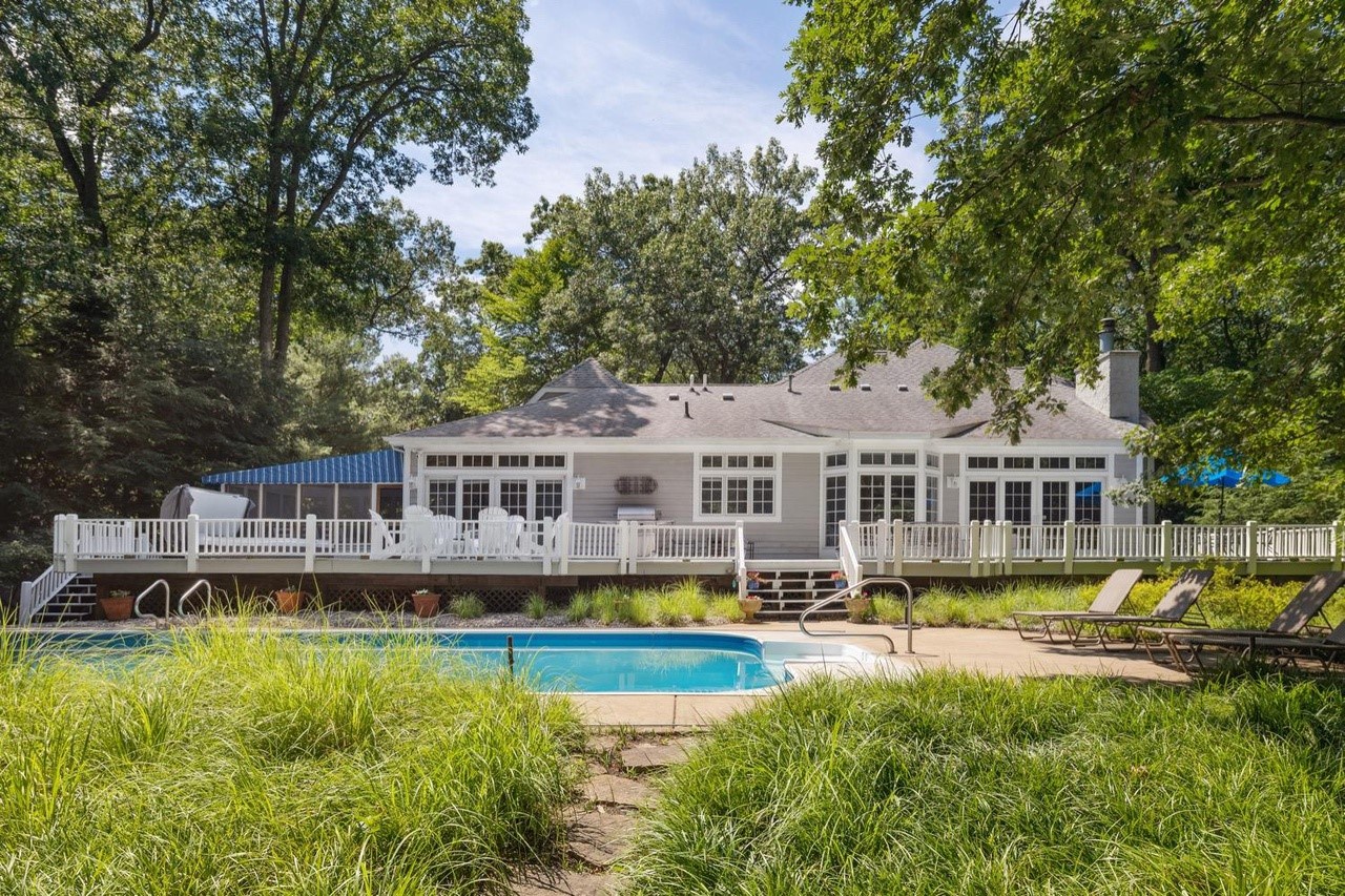 Private Pool & Hot Tub!