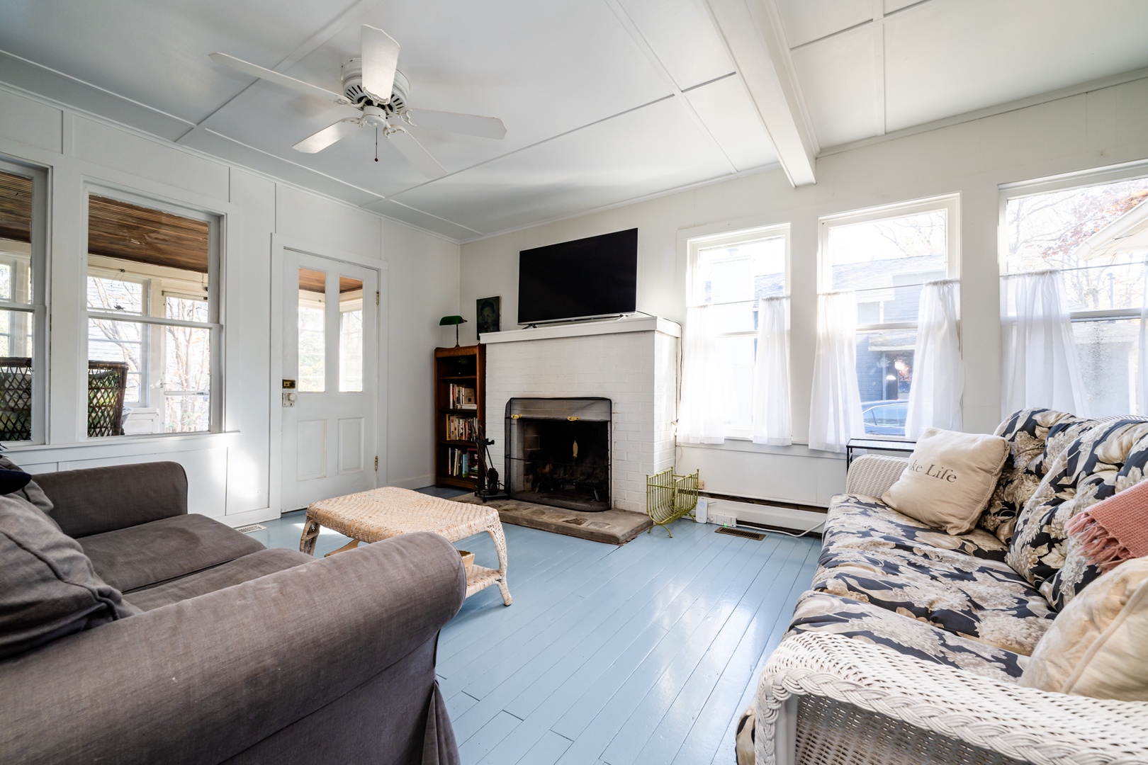 Family Room (Fireplace Not Functional)