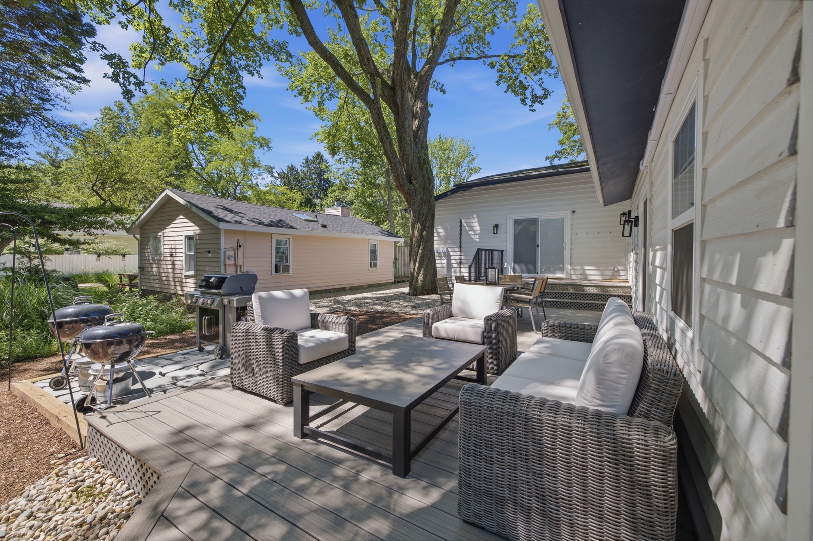 Outdoor Seating