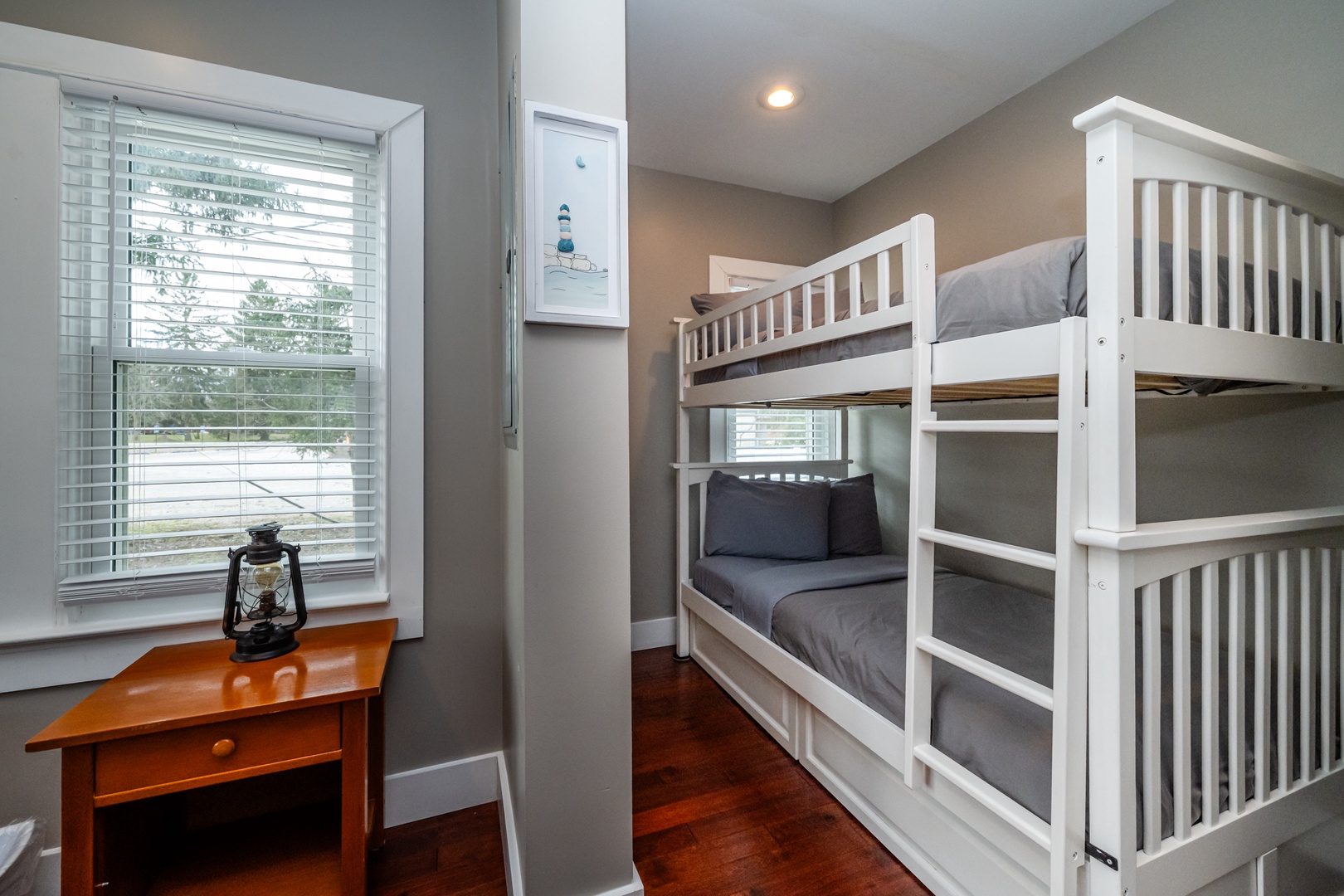 Bedroom #4 (Two Twin Bunk Beds)