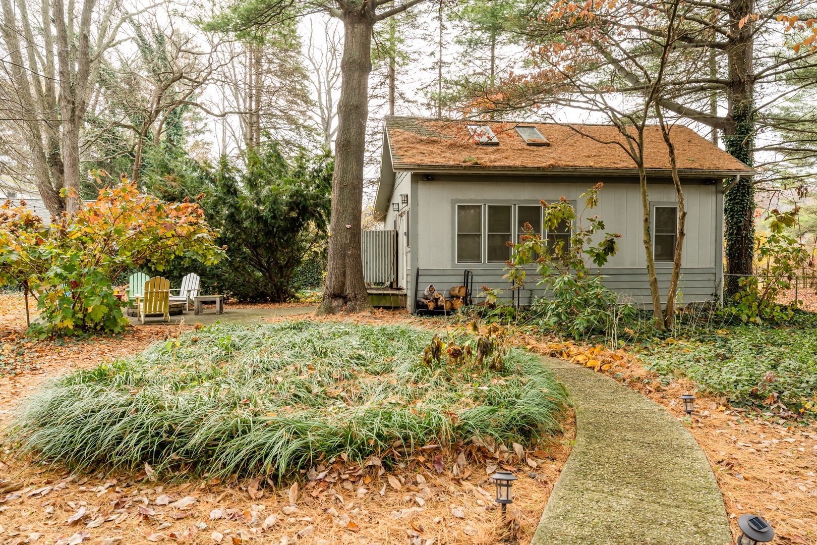 Cottage On The Grounds