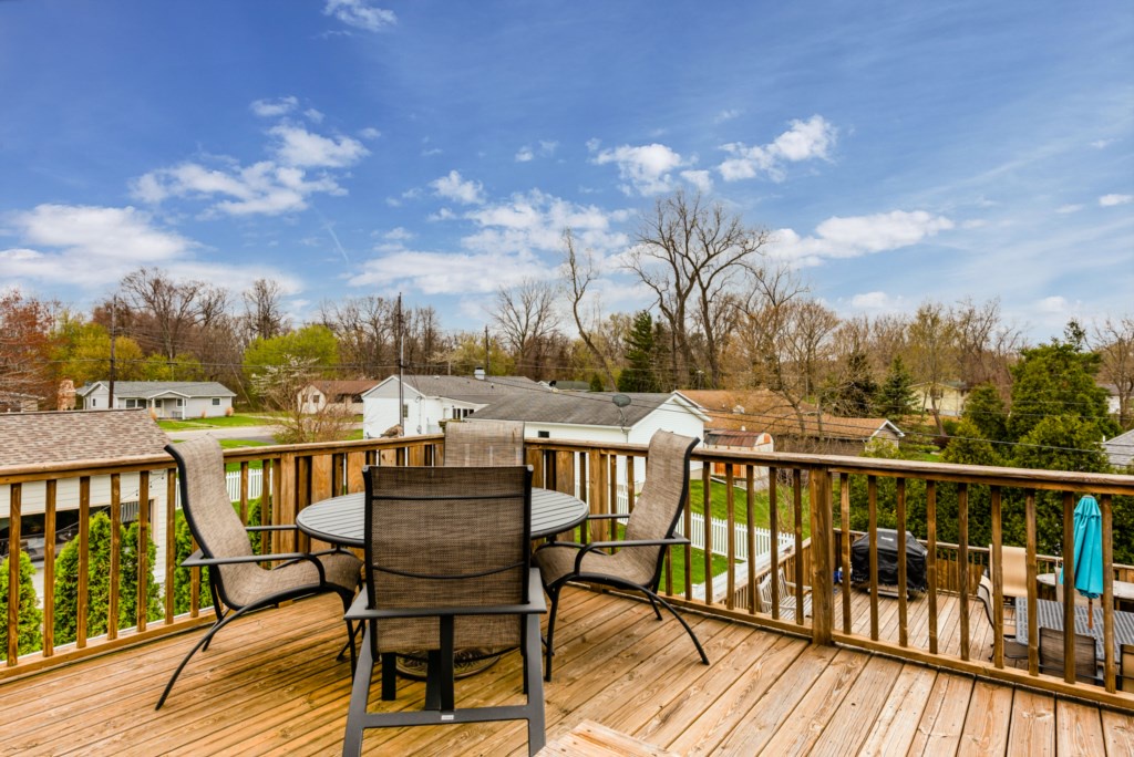 Third Floor Deck