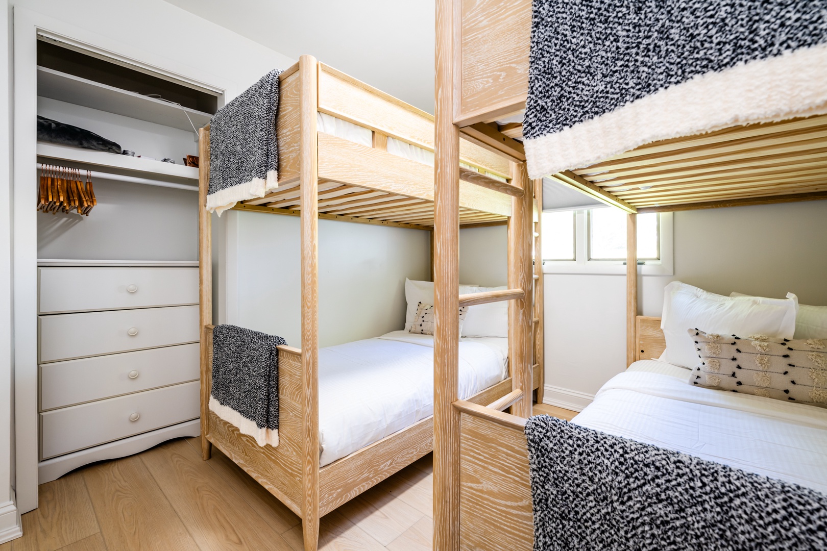 Bedroom #4 (Four Twin Bunks)