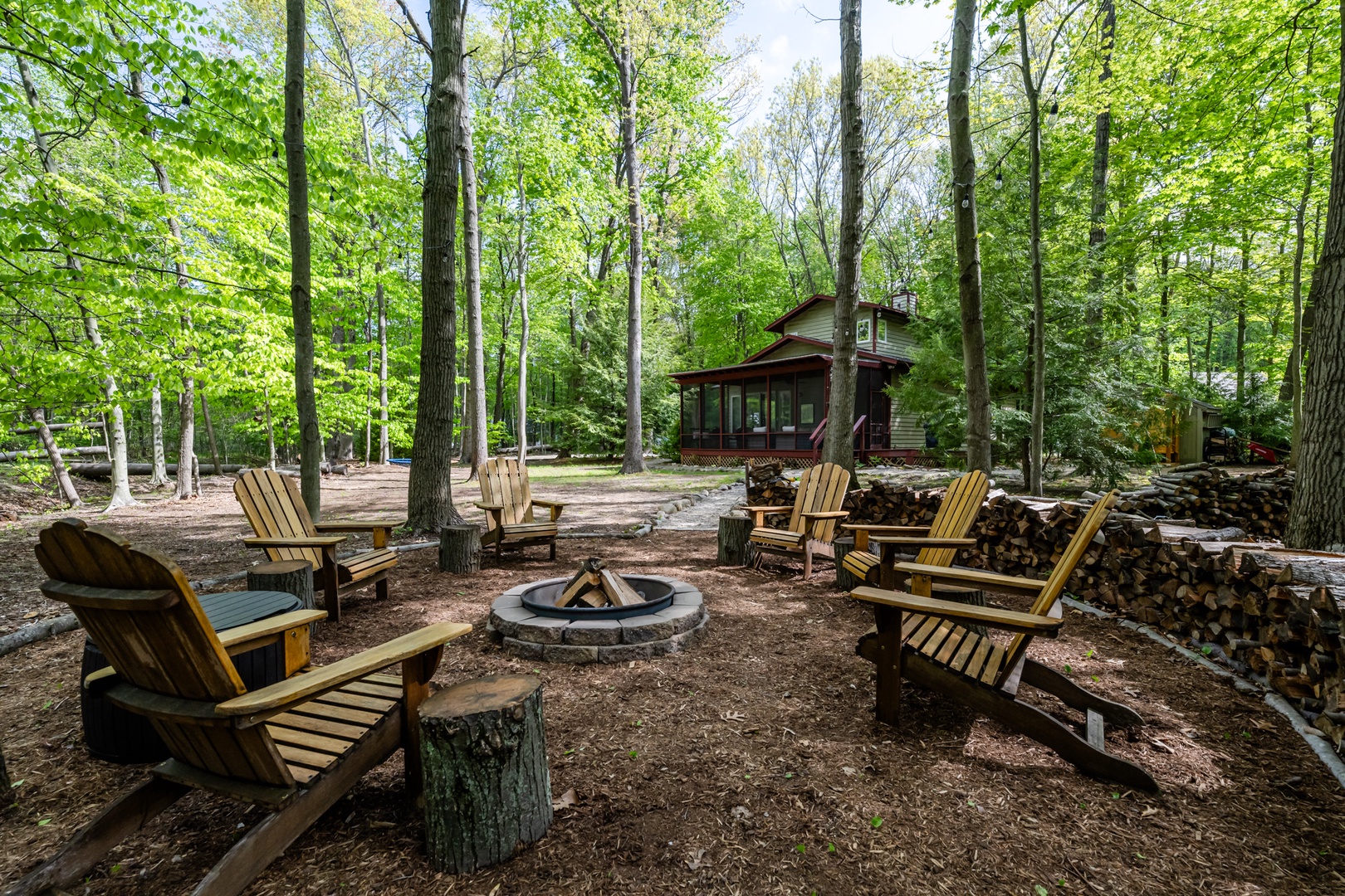 Outdoor Firepit (Wood Provided!)
