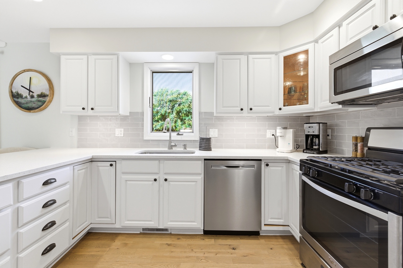 Fully Stocked Kitchen