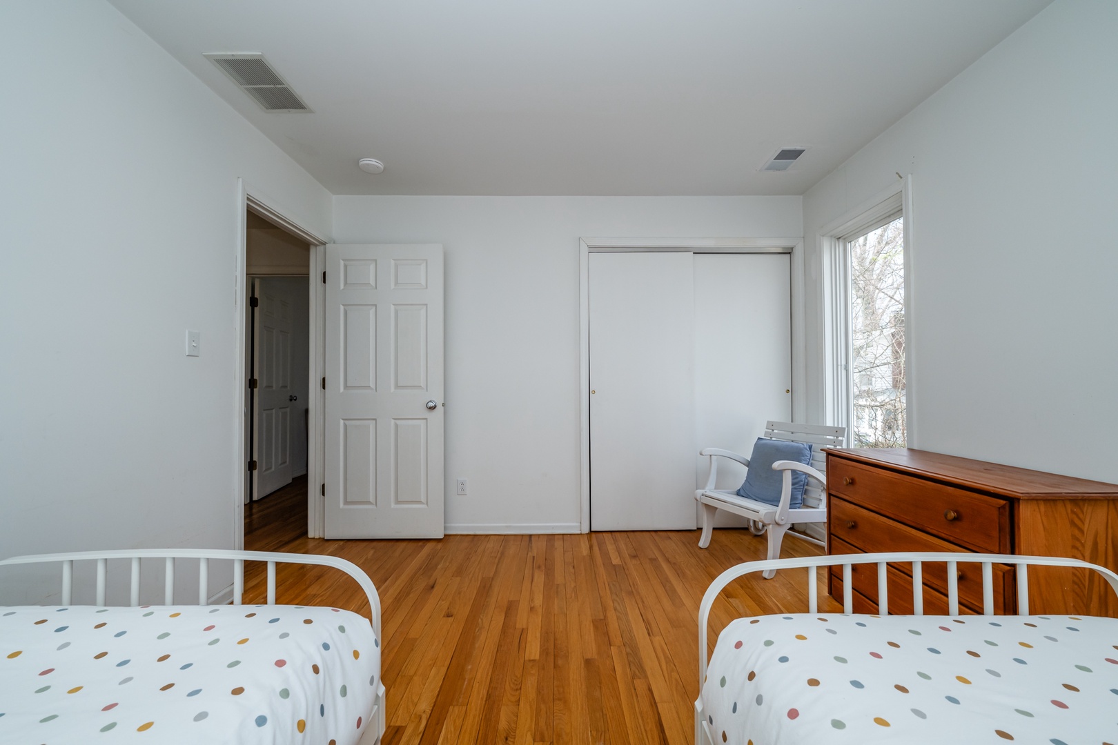 Bedroom #3 (Alt Angle)