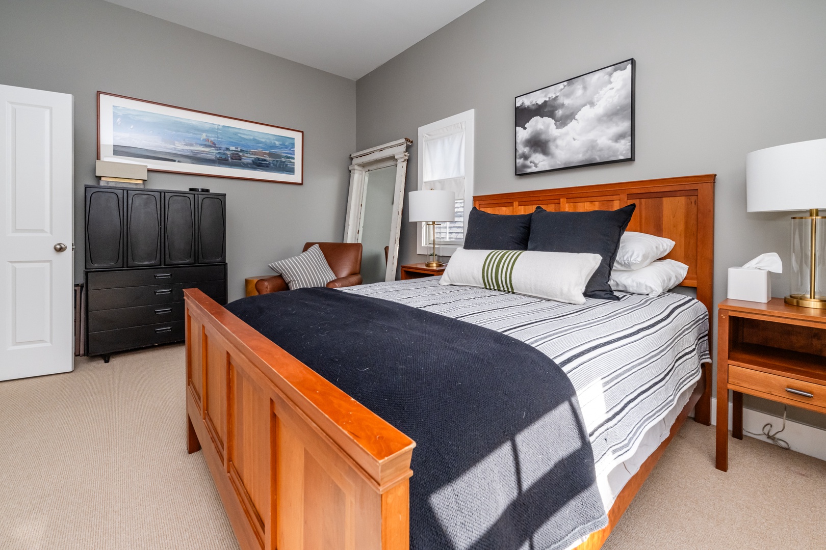 Bedroom #2 (Queen)