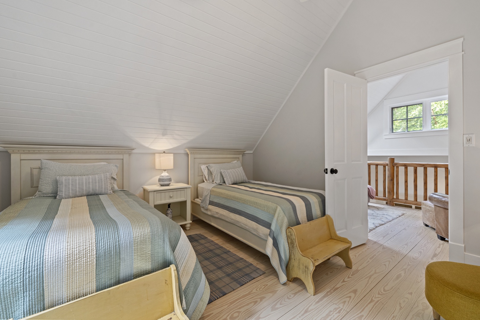 Bedroom #3 (Two Twins)