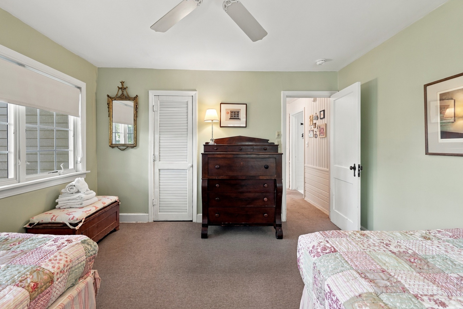 Bedroom #2 (Alt Angle)