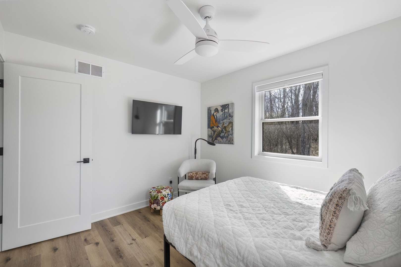 Bedroom #3 (Alt Angle)