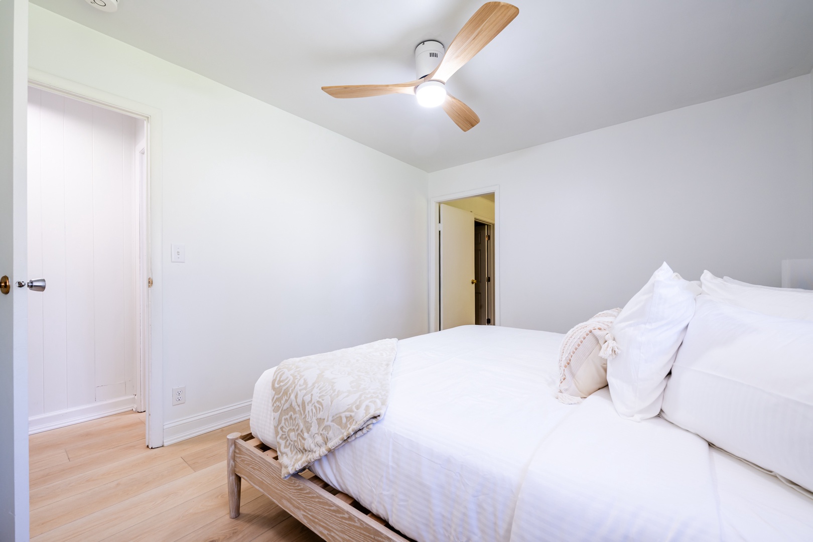 Bedroom #3 (Alt Angle)