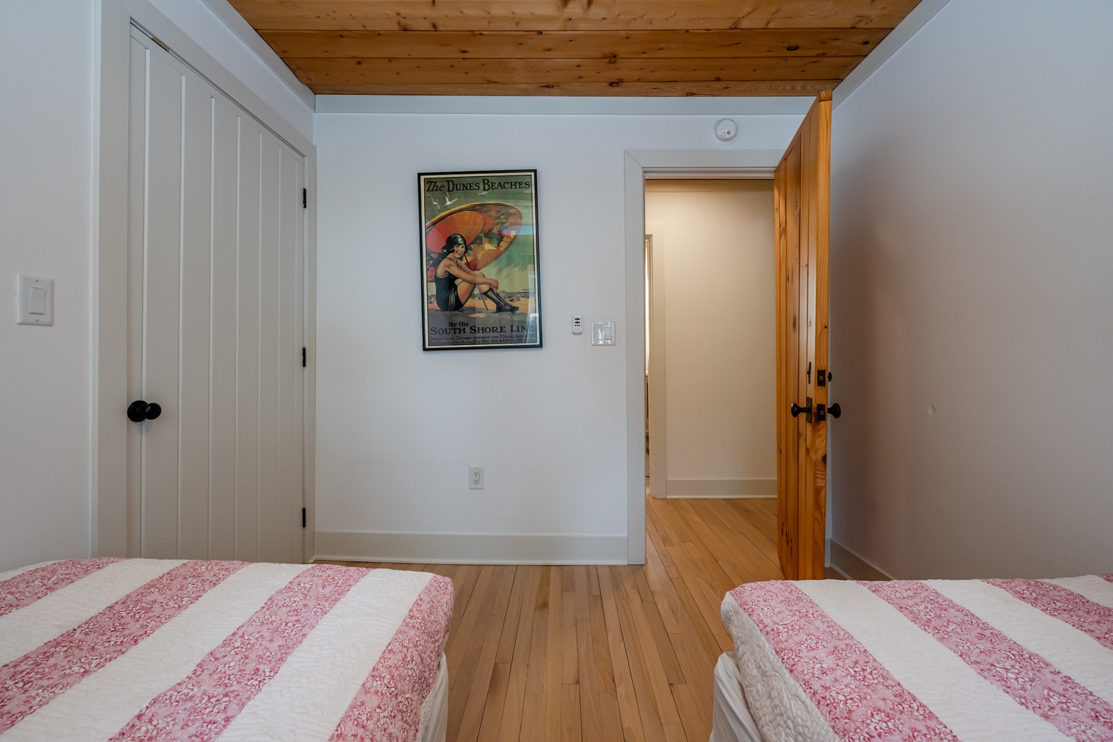 Bedroom #3 (Alt Angle)