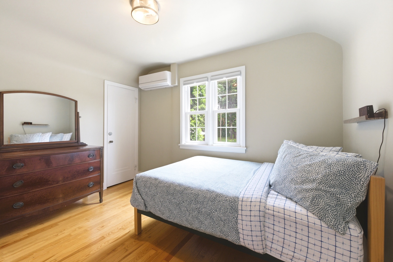 Bedroom #4 (Full)