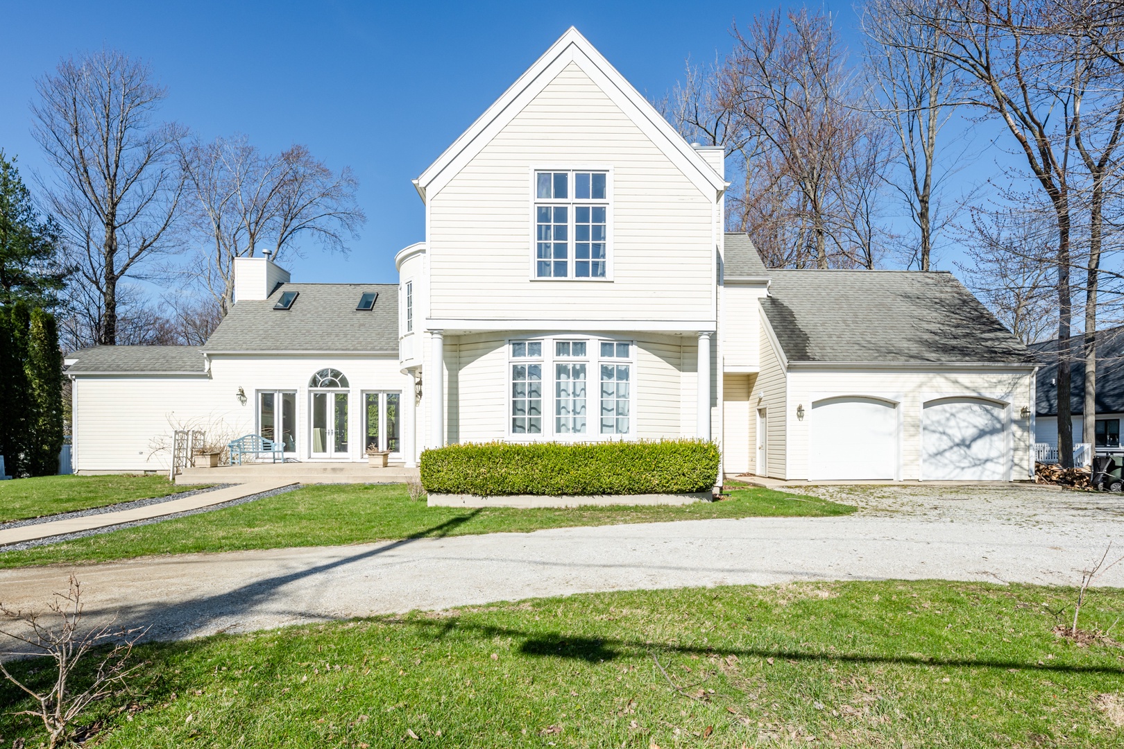 Welcome To The Hedges!