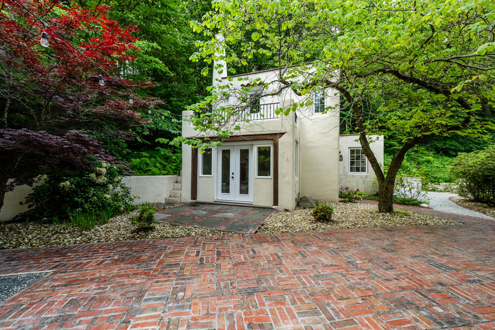 Coach House
