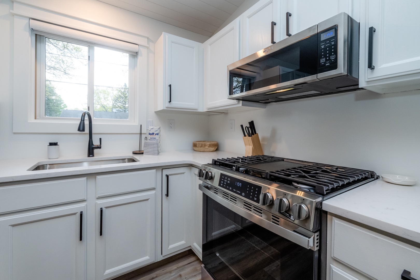 Fully Stocked Kitchen