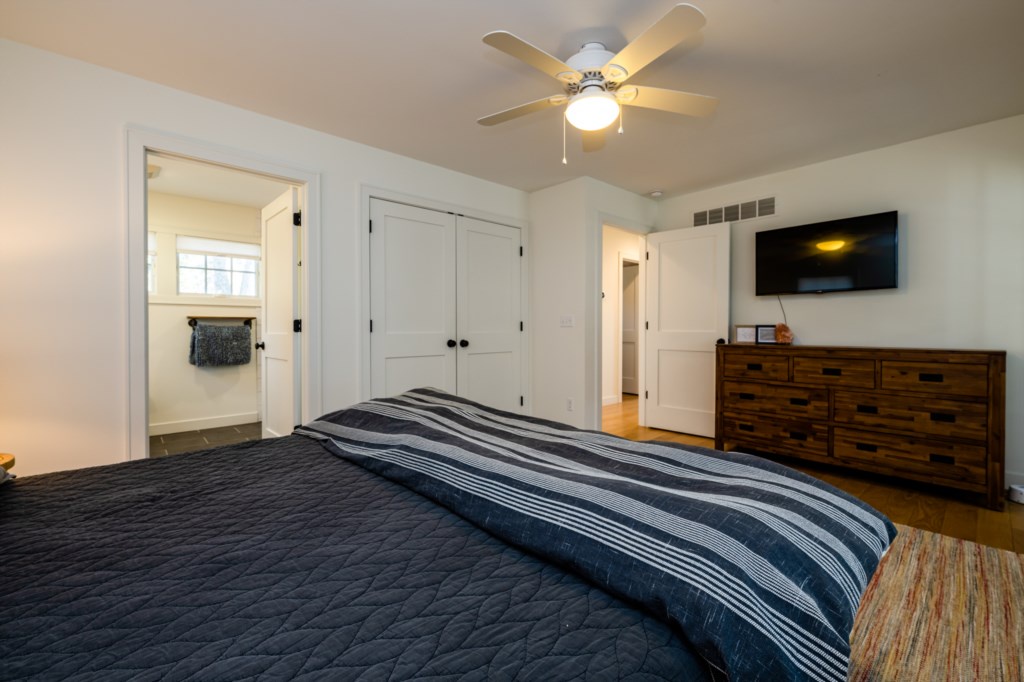 Bedroom #1 (Alt Angle)