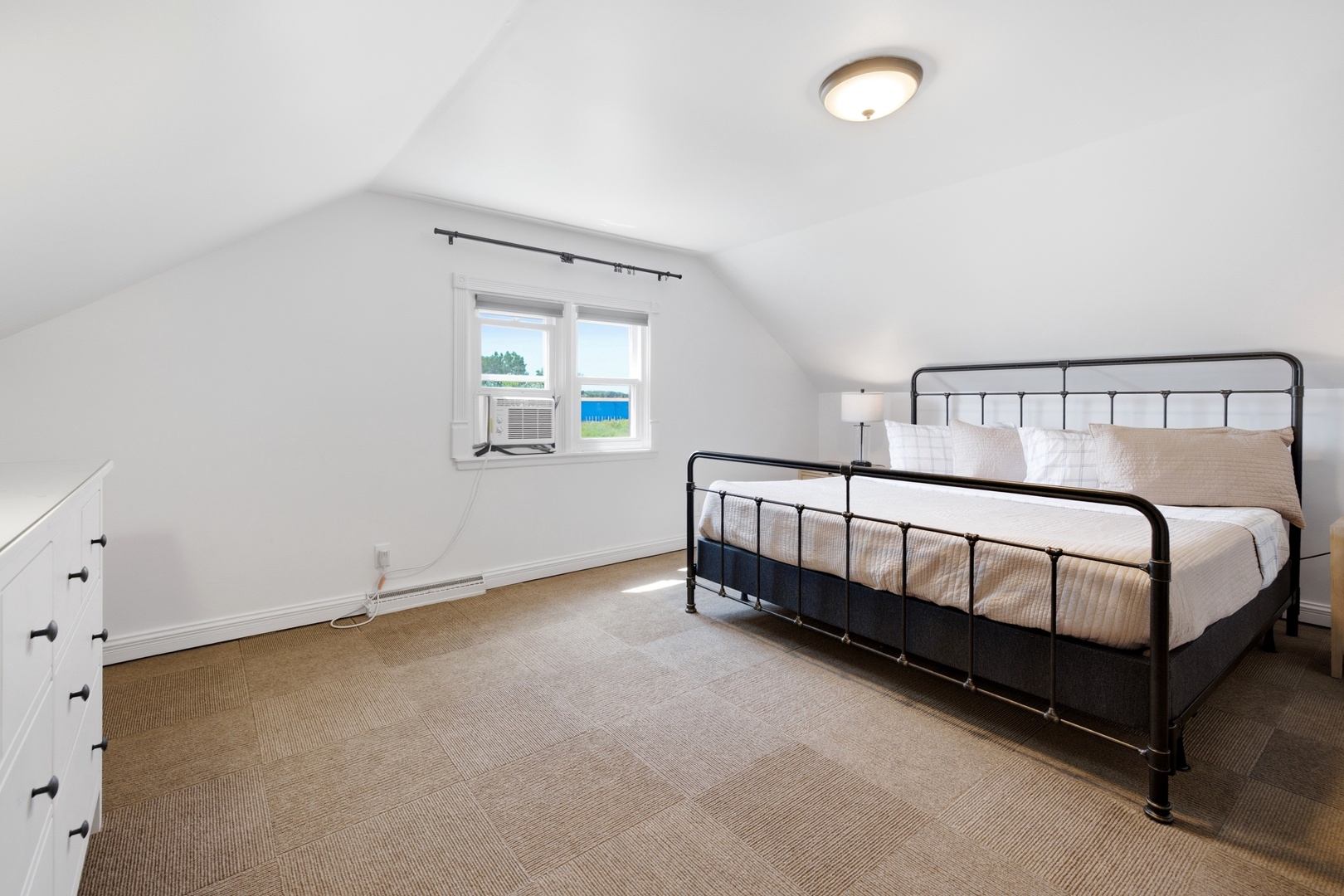 Bedroom #1 (Alt Angle)