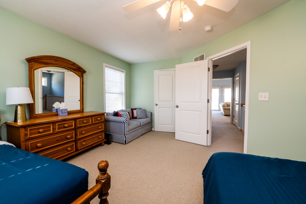 Bedroom #2 (Alt Angle)