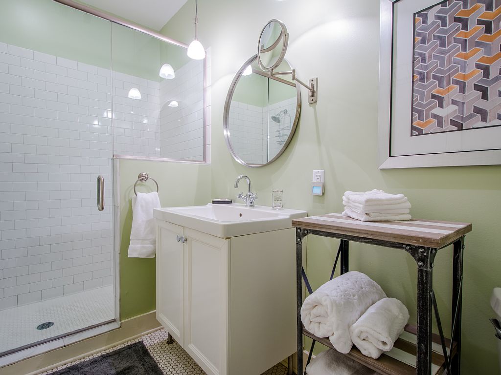 Master Bathroom Full