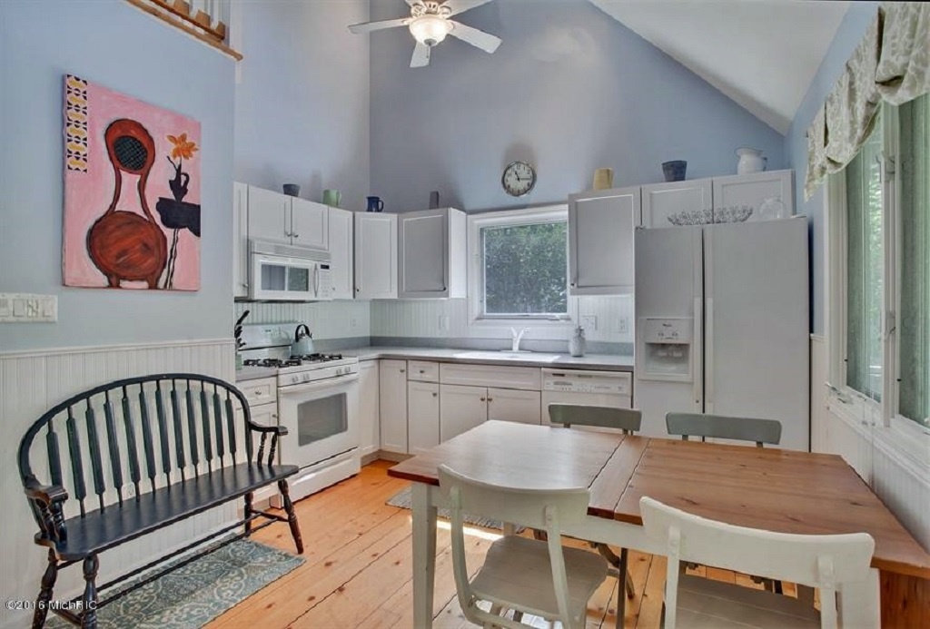 Fully stocked kitchen