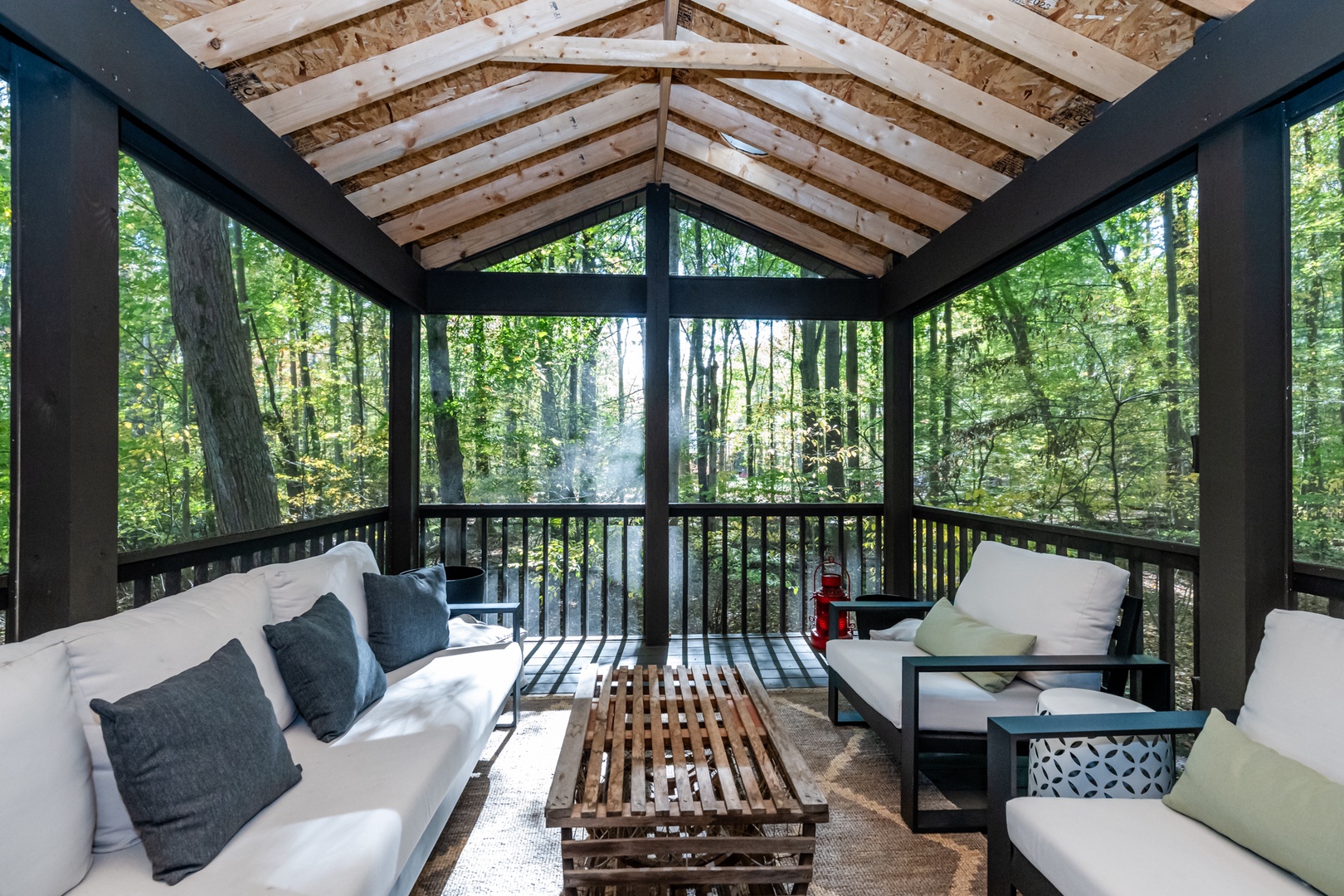 Gorgeous Screened In Porch
